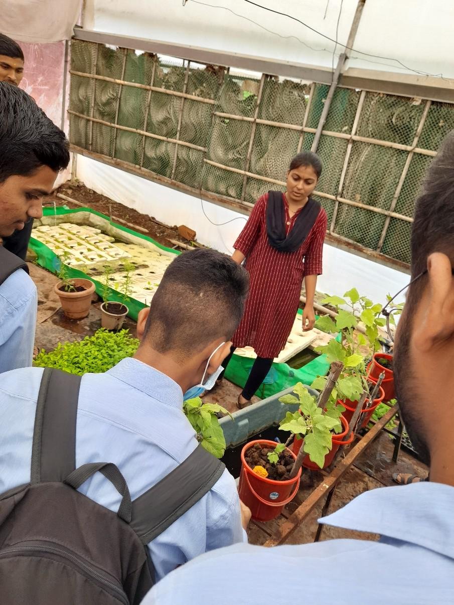 A report on Industrial Visit to Vigyan Ashram” for SE